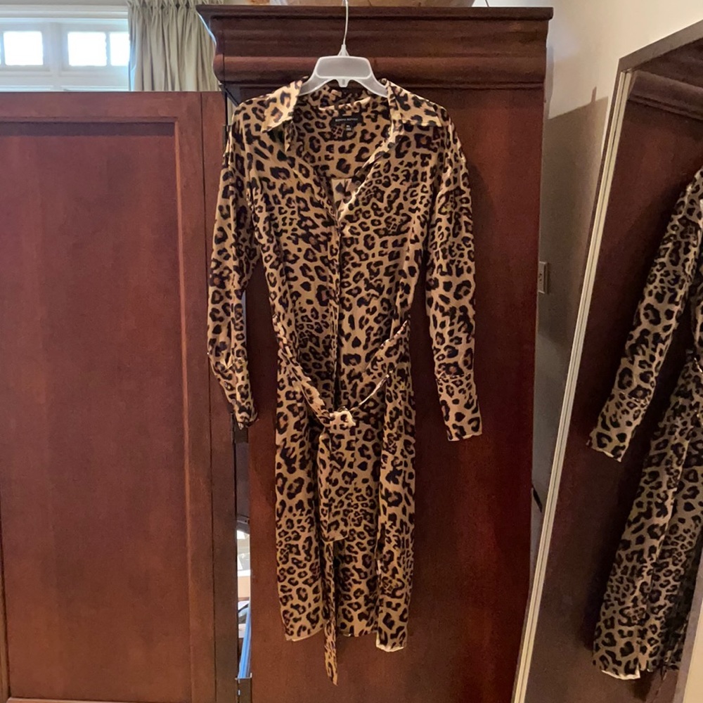 Banana republic dress only worn once!